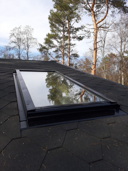 Оклад Werso, для плоской кровли 94х140 см RAL 7016