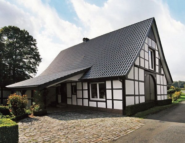 Керамическая черепица ABC Klinkergruppe TG10, Антрацит (черно-коричневый ангоб)