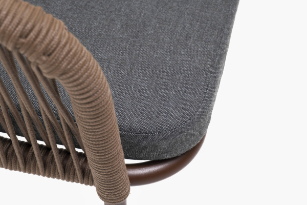 Стул из роупа, Марсель, каркас алюминий коричневый муар, роуп коричневый круглый, ткань темно-серая