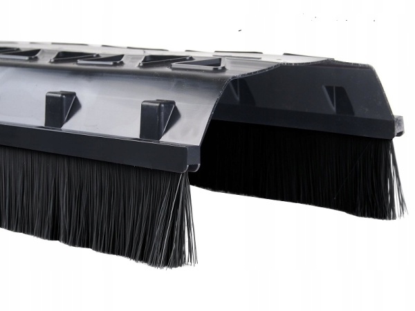 Аэроэлемент конька пвх с щёткой MDM WK 75х1000 мм, цвет: черный