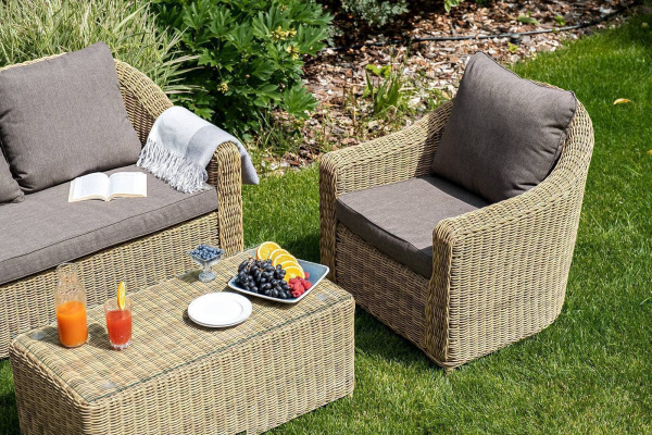 Кресло плетеное из искусственного ротанга, Кон Панна соломенный