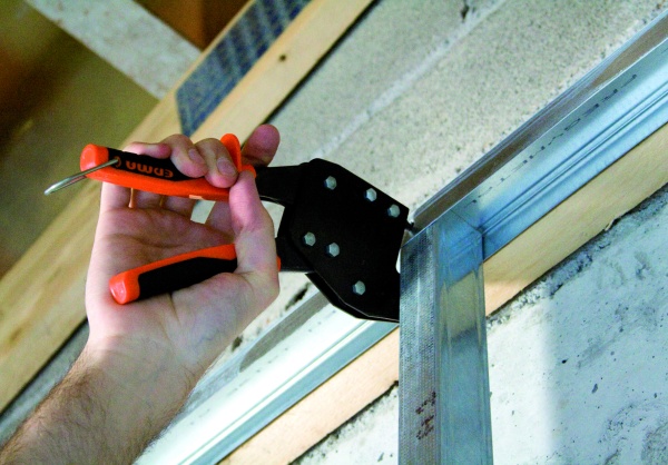 Клещи EDMA Master Profil для соединения ГК-профилей