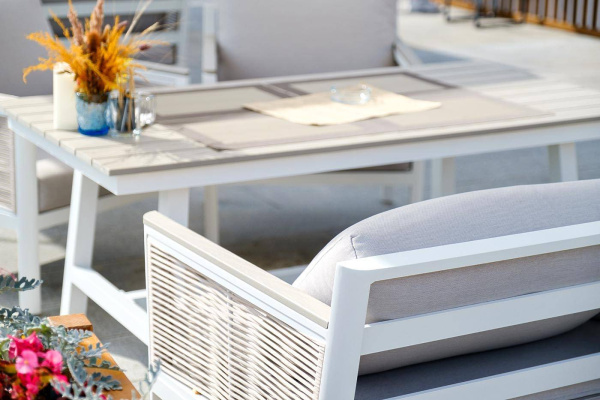 Стол обеденный из ДПК, Сан Ремо, каркас алюминиевый цвет: бежевый