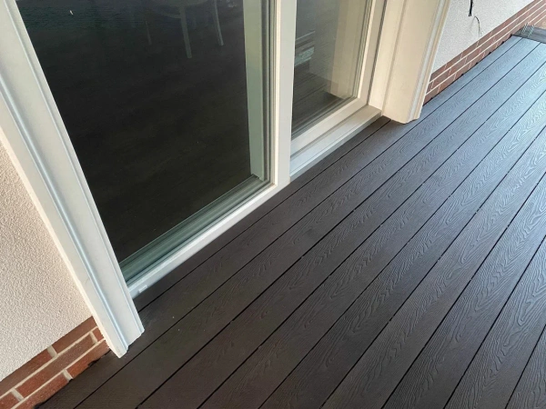 Террасная доска Polivan Singaraja 3D шовная 140 мм, L= 5800 мм вельвет и 3D, цвет: черный