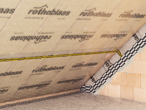 Holztechnic CLIMA ADAPT 80, мембрана с переменной диффузией, 1.5 х 50 м, 75 м²