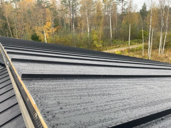 Фальцевая панель Aquaclick, Эталон, с подгибом 0.5 мм, Rooftop Бархат 180 г/м², RAL 9005