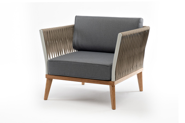 Кресло из роупа, Касабланка, основа дуб,карк алюм светло-серый муар,роуп серо-корич. 23мм,ткань сера