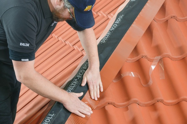 DELTA-ECO ROLL 310х5000 мм, цвет: красный