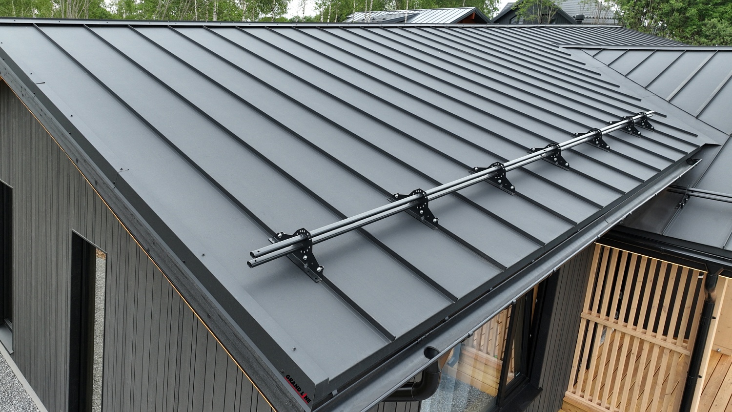 Снегозадержатели на кровлю