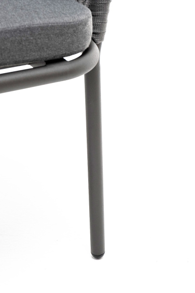 Стул из роупа /колос/, Бордо, каркас алюминий серый муар, роуп серый 15 мм, ткань темно-серая 027