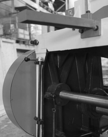 Гильотина электромеханическая Stalex Q11-3х1500