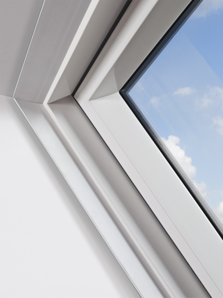 Мансардное окно Fakro,  78х98 см PTP U3, ПВХ, однокамерный стеклопакет