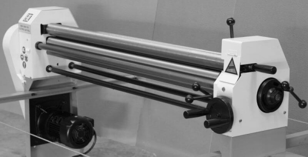 Станок вальцовочный электромеханический Stalex ESR-1300х1.5E