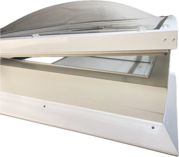 Зенитный фонарь Werso на электроуправлении, с однослойным поликарбонатным куполом, 60х60 см однокамерный стеклопакет