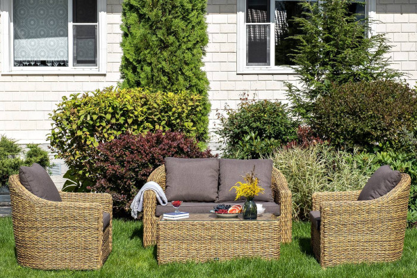 Стол журнальный из искусственного ротанга /гиацинт/, Кон Панна цвет: соломенный