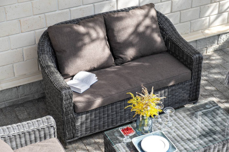 Диван 2-местный из искусственного ротанга, Кон Панна графит