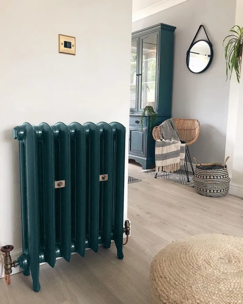 Краска Finntella, Radiator Matta, алкидная для радиаторов матовая блеск 10, уп. 9 л колеровка