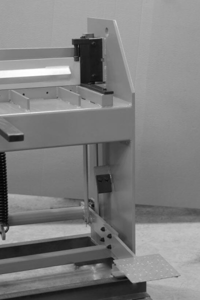 Гильотина ножная Stalex Q01-1.6x1320B