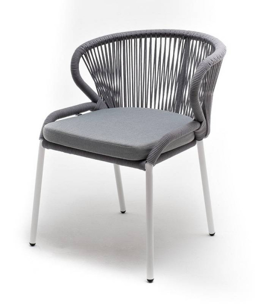 Стул из роупа, Милан, каркас алюминий белый муар, роуп светло-серый круглый, ткань светло-серая