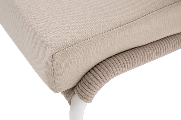 Кресло из роупа, Милан, каркас алюминий белый муар, роуп бежевый круглый, ткань бежевая 052