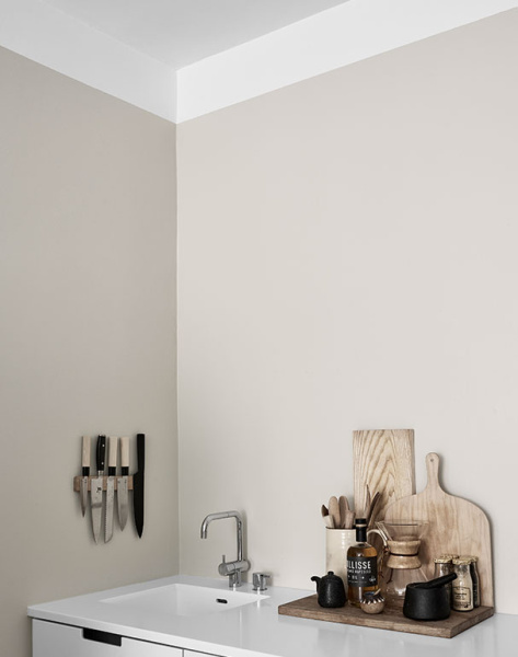 Краска для влажных помещений Tikkivala Euro Extra 20, полуматовая, база А, уп 2.7 л Цвет: белый