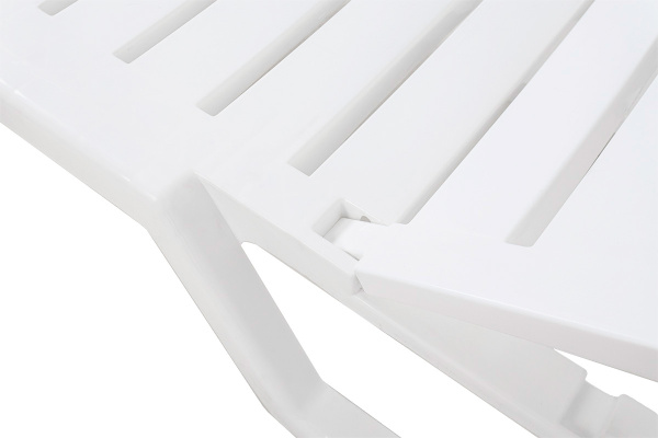 Шезлонг Tweet стопирующийся цвет: белый