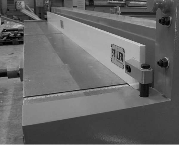 Гильотина ручная Stalex Q01-1.25х2000