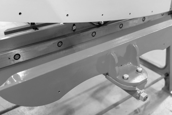 Гильотина ручная сабельного типа Stalex KHS-1000