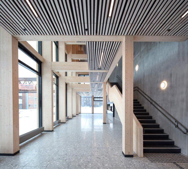 Кубообразная рейка алюминиевая, 30х30 мм 0.3 мм, Al, серое дерево