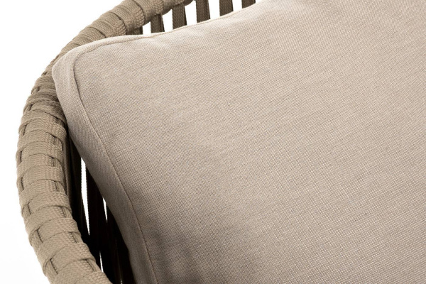 Кресло из роупа, Мальорка, основание дуб, роуп серо-коричневый 23 мм, ткань бежевая