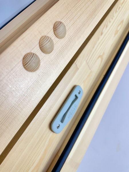 Распашное окно Werso,  78х118 см дерево, 2-х камерный стеклопакет, лак