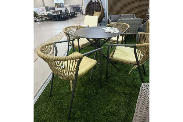 Стол обеденный Mokka Lyon, круглый из HPL, 80х80 см цвет: черный