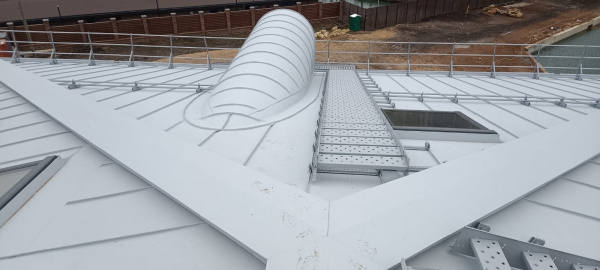 Лестница кровельная маршевая Roofsystems Prestige Next фальц, 800 мм, L=1200 мм, RAL 9003