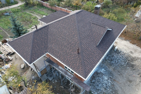 Ламинированная битумная черепица, Docke, Dragon Premium цвет: зрелый каштан, 2.8 м² / уп.