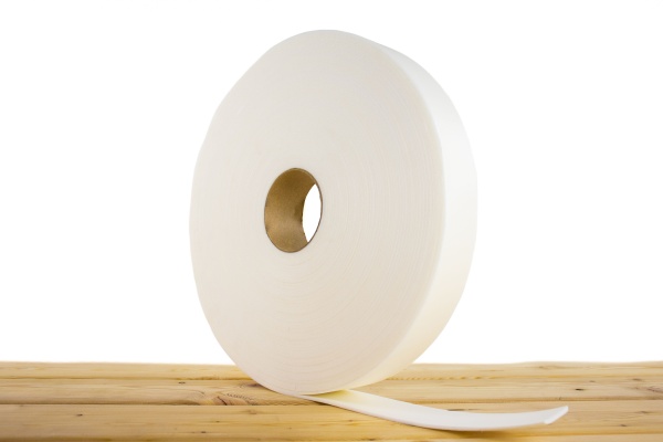 Изоспан, cамоклеющаяся уплотнительная лента для контробрешетки, 50 мм х 30 м