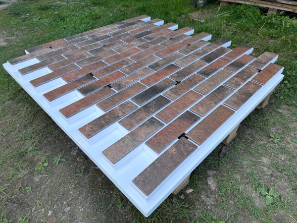 Термопанель рядовая Европа с плиткой Keramin, 1020х600 мм, 100 мм ППС, гладкий, цвет: Орегон 4