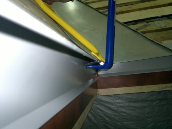 Рамка для дозагиба карнизного свеса EDMA