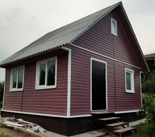 Сайдинг Альта Профиль, Kanada+ премиум, 3660х264 мм., цвет: гранатовый