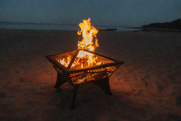 Крышка-искрогаситель, квадратная для очага 900 мм