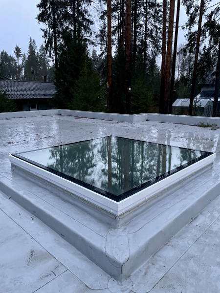 Глухой зенитный фонарь Werso, с плоским закаленным стеклом, 120х120 см 2-х камерный стеклопакет