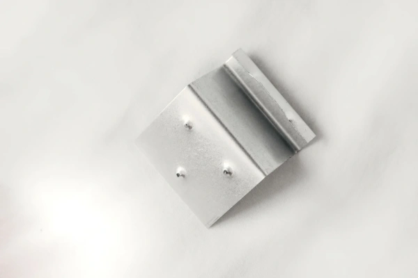 Кляммер кровельный Belaroofs, неподвижный Zn, 25 мм