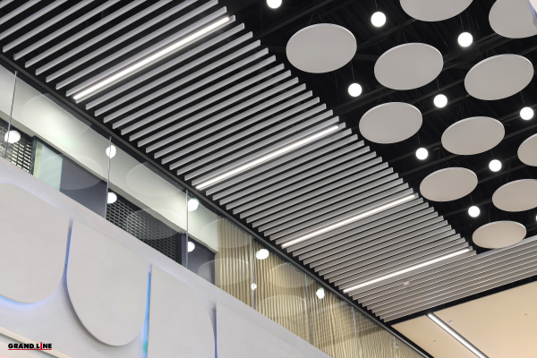 GL Кубообразная рейка 50х50 мм, L=3000 мм 0.45 мм, Zn, White Wood