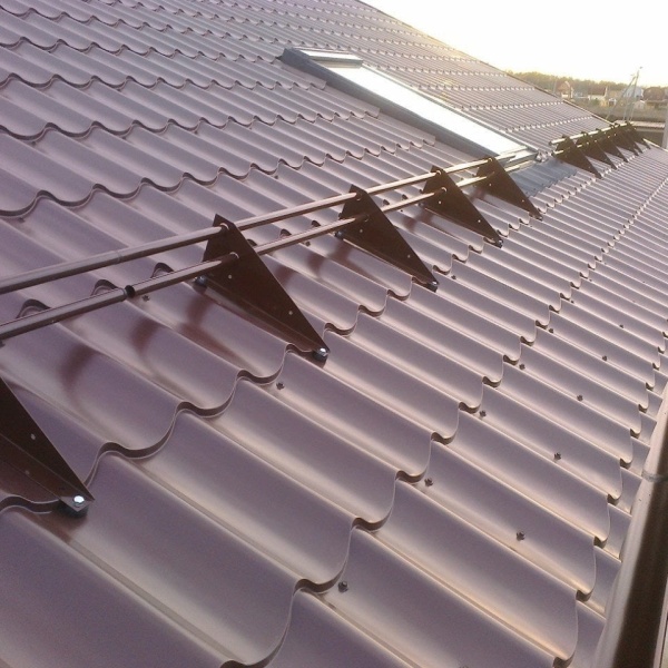 Снегозадержатель трубчатый RoofRetail, L=3000 мм, 4 опоры, 2 трубы, круг Ø25 мм RAL 3011