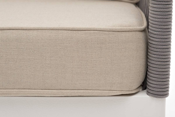 Диван 3-местный из роупа, Канны, каркас алюминий белый муар,роуп светло-серый круглый,ткань бежевая