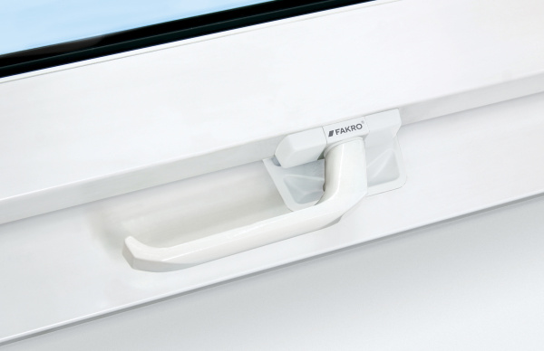 Мансардное окно Fakro,  78х98 см PTP U3, ПВХ, однокамерный стеклопакет