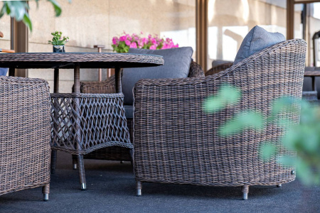 Кресло плетеное из искусственного ротанга, Кон Панна коричневый