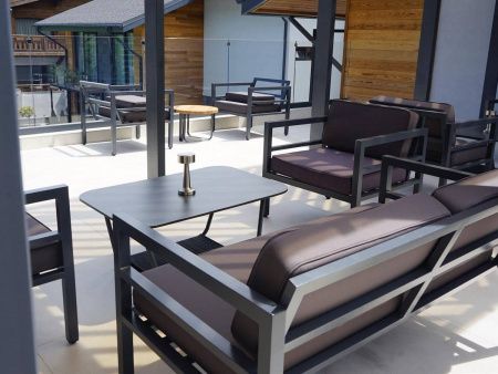 Кресло Эстелья, каркас алюминий темно-серый муар, ткань темно-серая